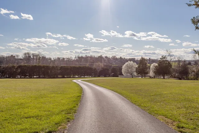 $997,000 | 5983 Labs Run Lane, Penn Laird, VA 22846