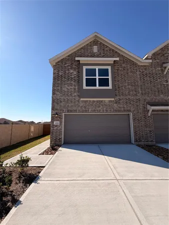 $2,500 | 2226 Salinas Drive, Rosharon, TX 77583