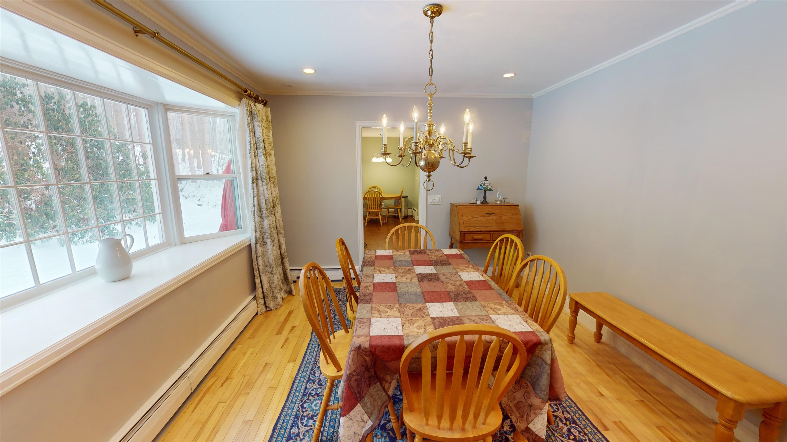 153 Pine Circle Bennington, VT 05201 - Photo 4 of 39