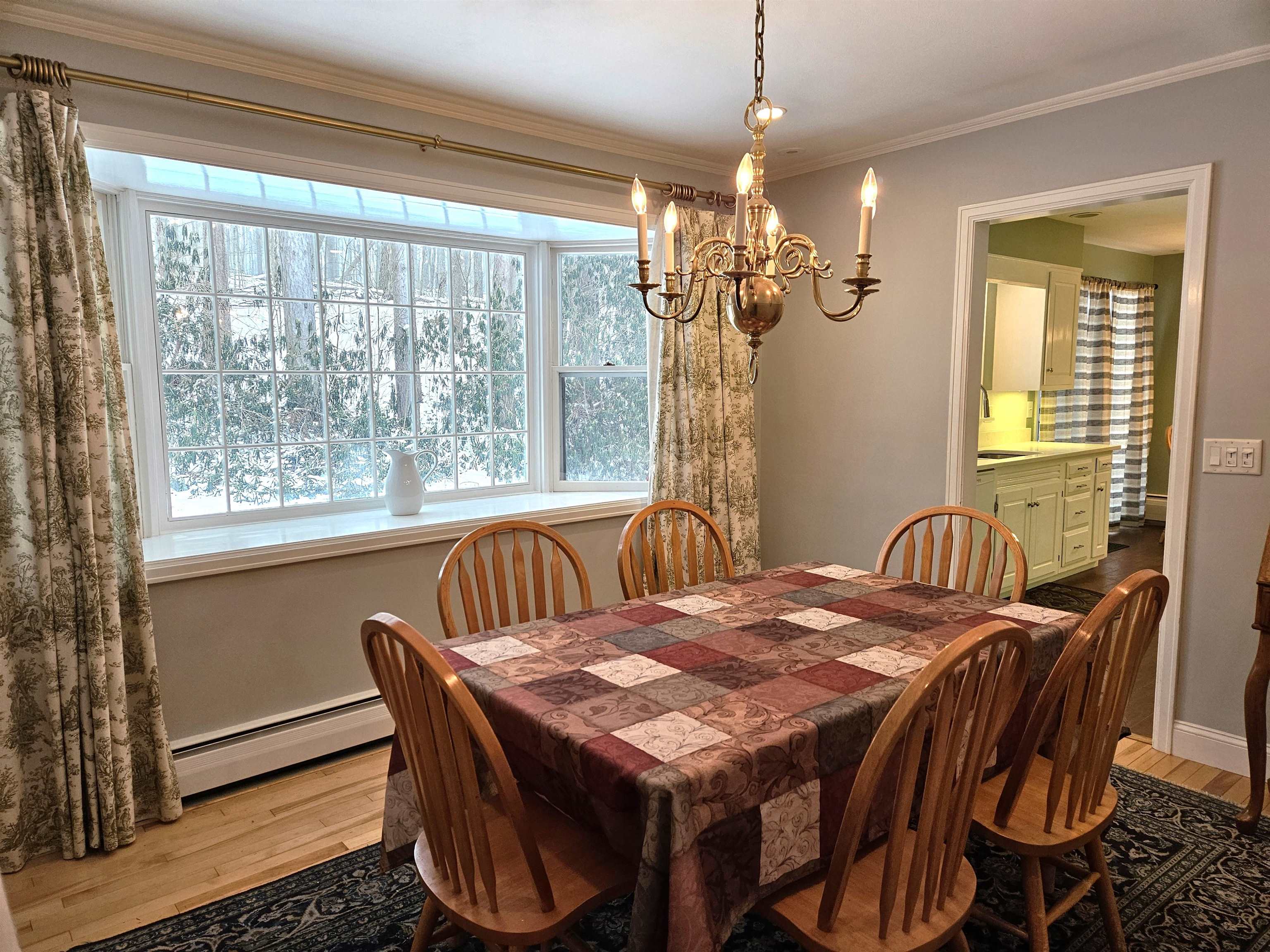 153 Pine Circle Bennington, VT 05201 - Photo 5 of 39