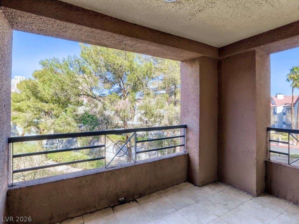 260 East Flamingo Road, Unit 220 Las Vegas, NV 89169 - Photo 19 of 33