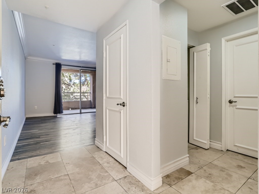 260 East Flamingo Road, Unit 220 Las Vegas, NV 89169 - Photo 5 of 33