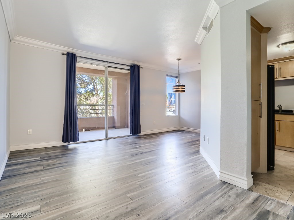 260 East Flamingo Road, Unit 220 Las Vegas, NV 89169 - Photo 6 of 33