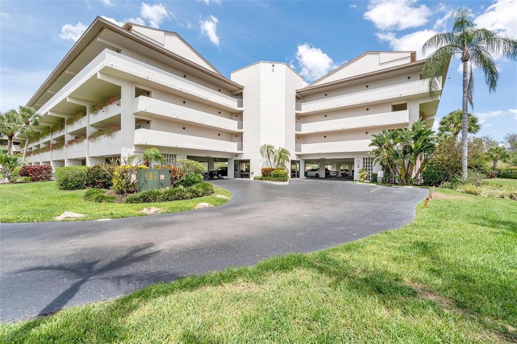 9604 Cortez Road West, Unit 421 Bradenton, FL 34210 - Photo 2 of 37