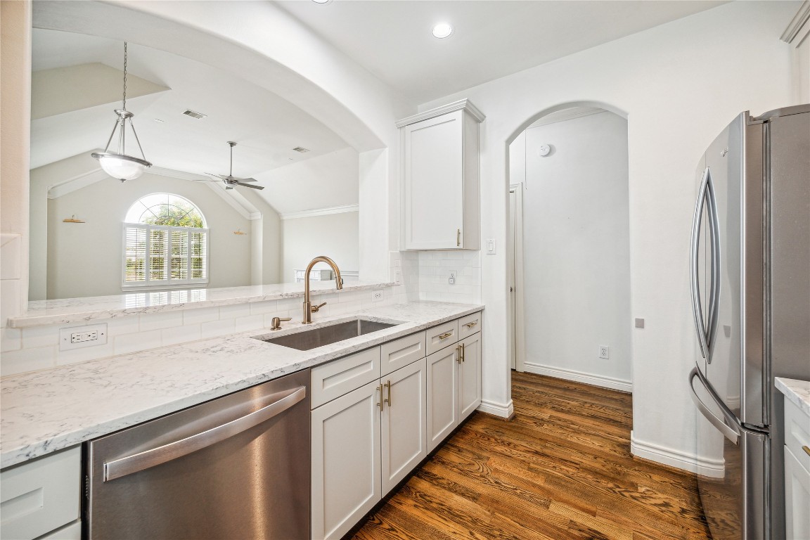 5841 Katy Street Houston, TX 77007 - Photo 4 of 14