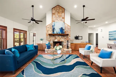 $899,000 | 300 Sundown Ridge, Austin, TX 78737