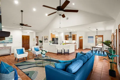 $899,000 | 300 Sundown Ridge, Austin, TX 78737