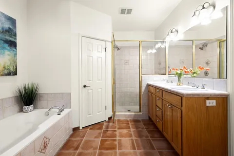 $899,000 | 300 Sundown Ridge, Austin, TX 78737