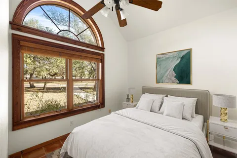 $975,000 | 300 Sundown Ridge, Austin, TX 78737