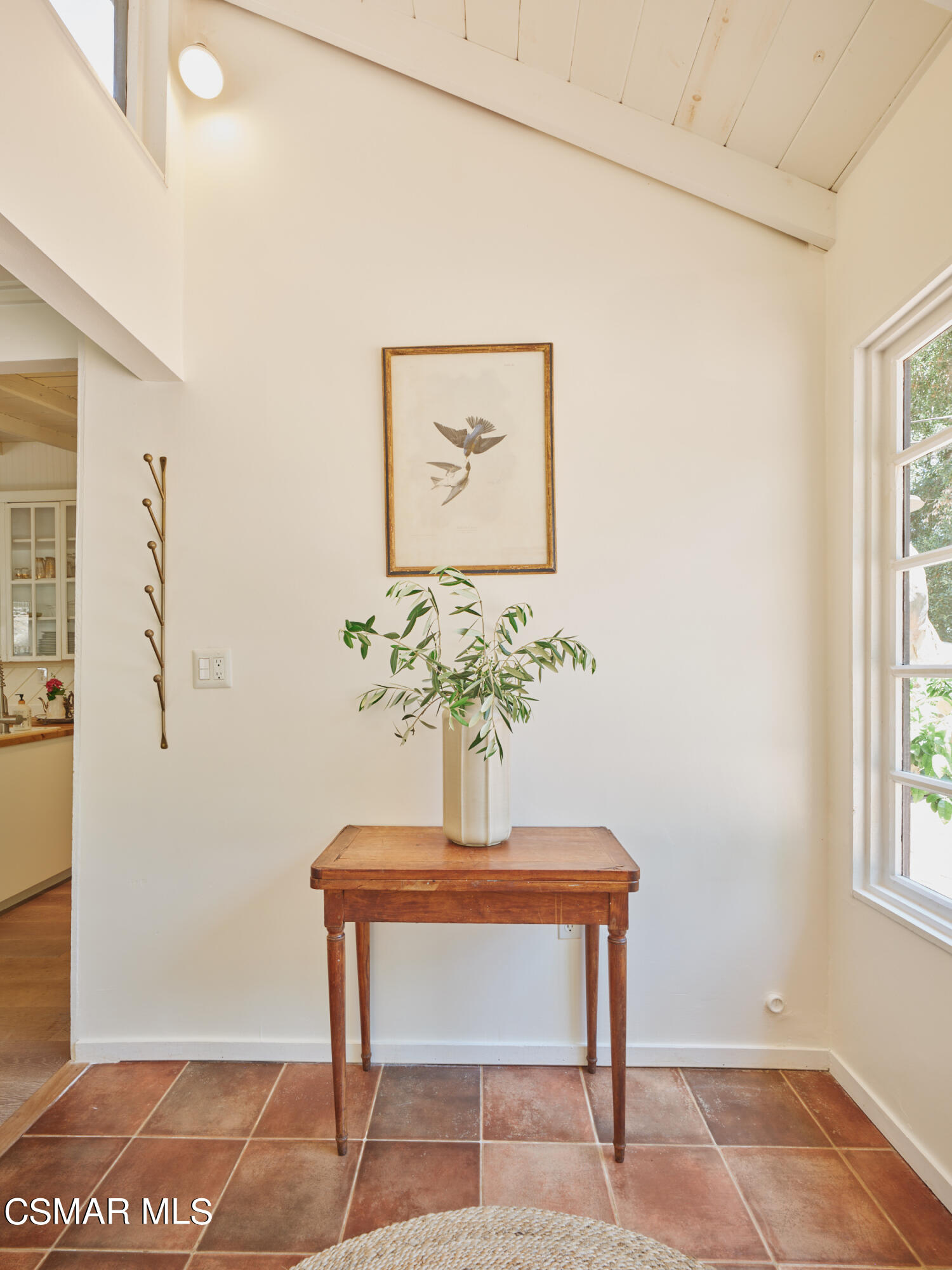 19833 Observation Drive Topanga, CA 90290 - Photo 16 of 75 a view of a room with a table and chair