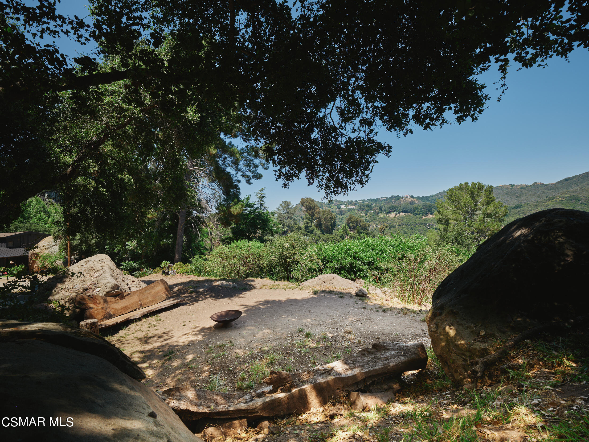 19833 Observation Drive Topanga, CA 90290 - Photo 59 of 75 a view of a pathway with a yard