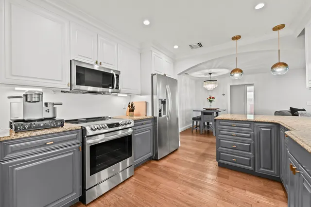 $925,000 | 220 Walton-Heath Drive, Atlantis, FL 33462