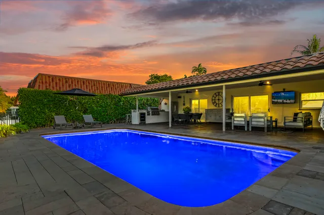 $925,000 | 220 Walton-Heath Drive, Atlantis, FL 33462