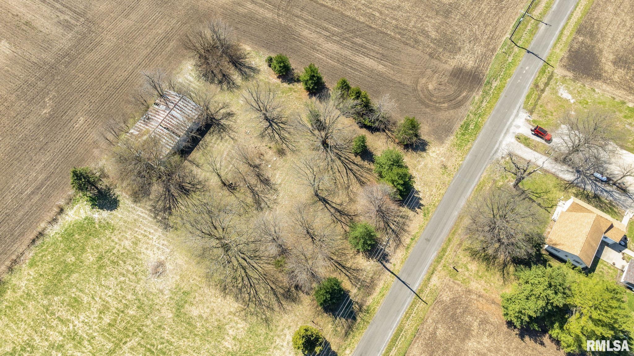 7032 East Walnut Road Springfield, IL 62712 - Photo 3 of 18