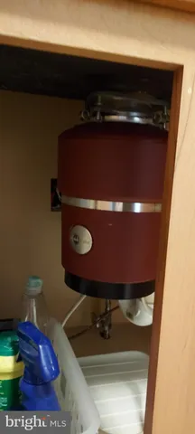 $4,300 | 606 North Frederick Street, Arlington, VA 22203