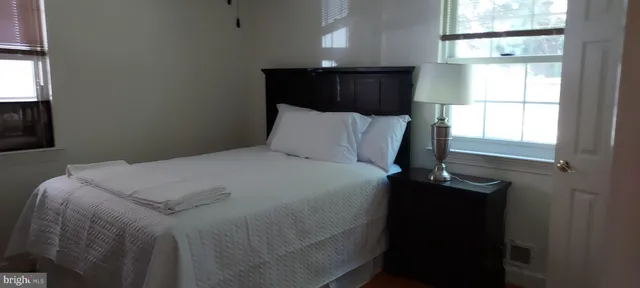 $4,300 | 606 North Frederick Street, Arlington, VA 22203