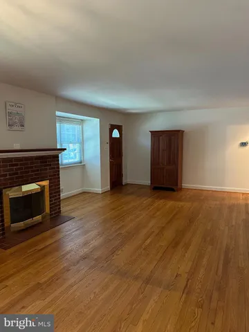 $4,300 | 606 North Frederick Street, Arlington, VA 22203