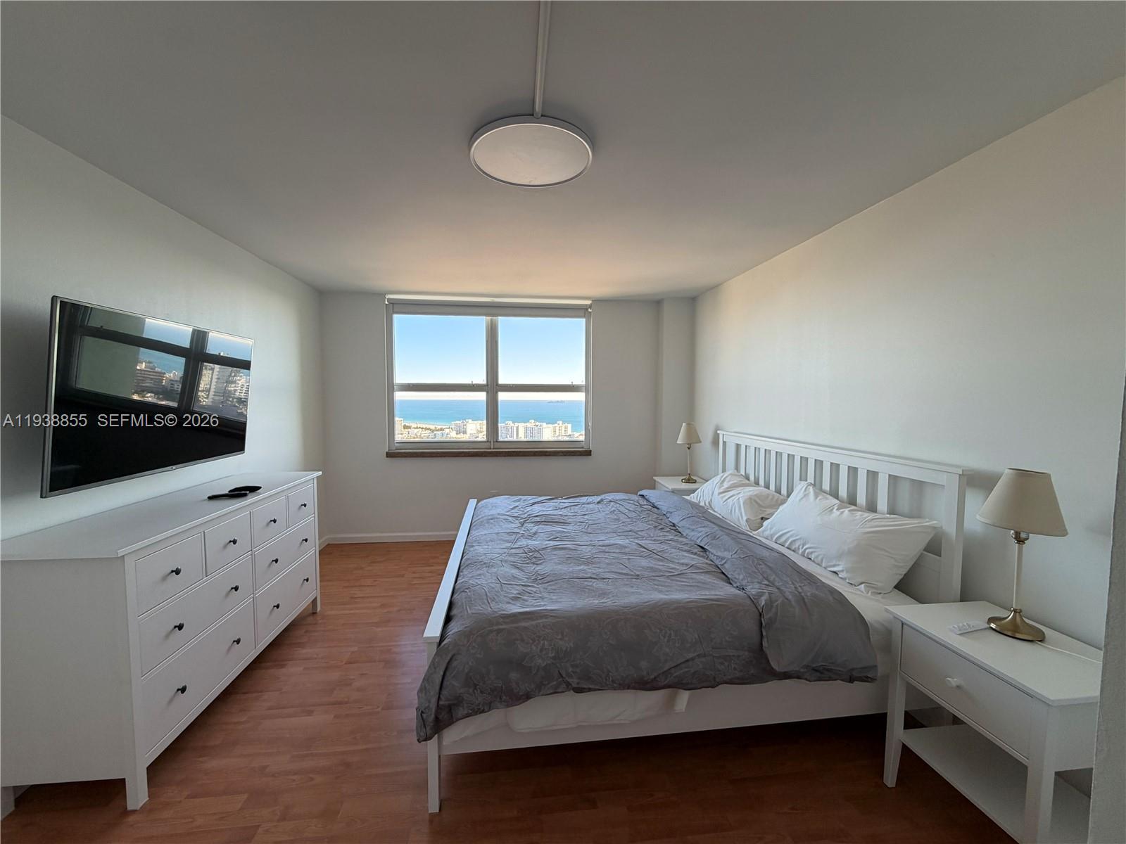 90 Alton Road, Unit 2909 Miami Beach, FL 33139 - Photo 6 of 18