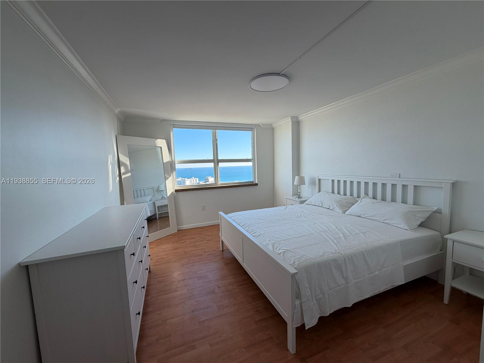 90 Alton Road, Unit 2909 Miami Beach, FL 33139 - Photo 9 of 18