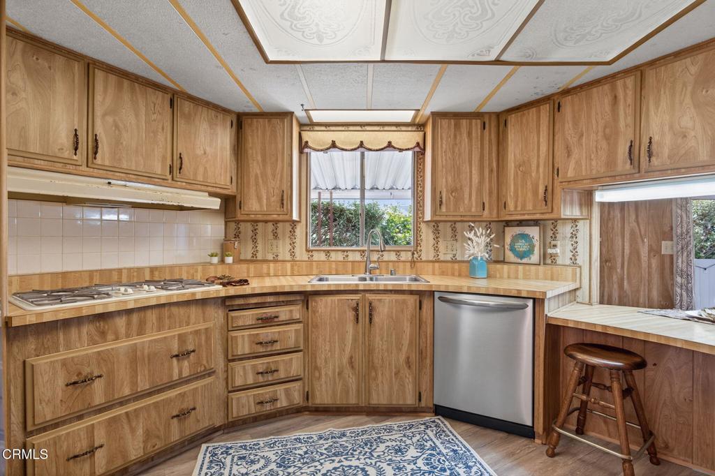 169 Tahquitz Drive, Unit 188 Camarillo, CA 93012 - Photo 19 of 65 15-web-or-mls-UpmarketMedia_169T-026