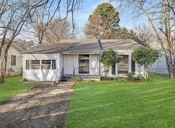 $115,000 | 849 Singapore Drive, Wake Village, TX 75501