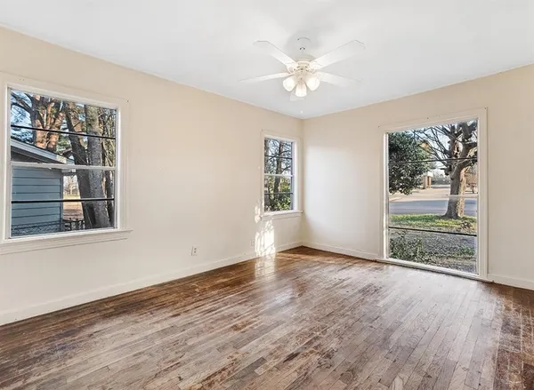 $115,000 | 849 Singapore Drive, Wake Village, TX 75501