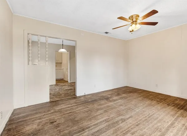 $115,000 | 849 Singapore Drive, Wake Village, TX 75501