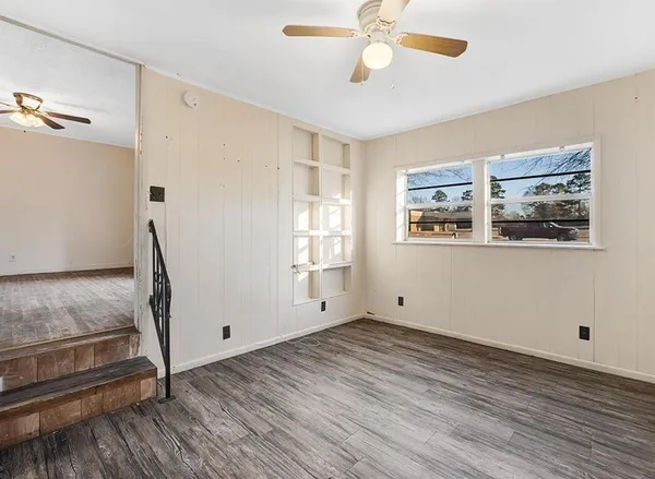 $115,000 | 849 Singapore Drive, Wake Village, TX 75501