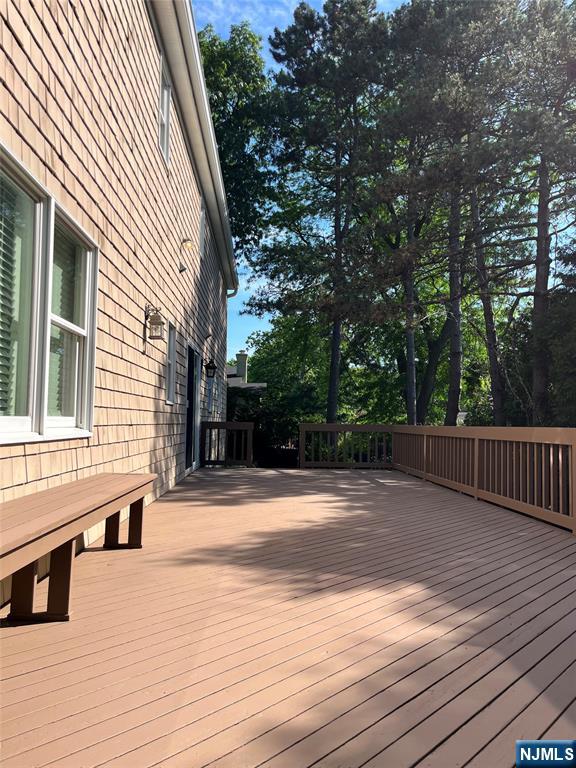 730 Floyd Street Englewood Cliffs, NJ 07632 - Photo 41 of 47