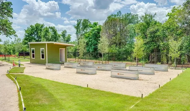 $435,000 | 4802 South Congress Avenue, Unit 307, Austin, TX 78745