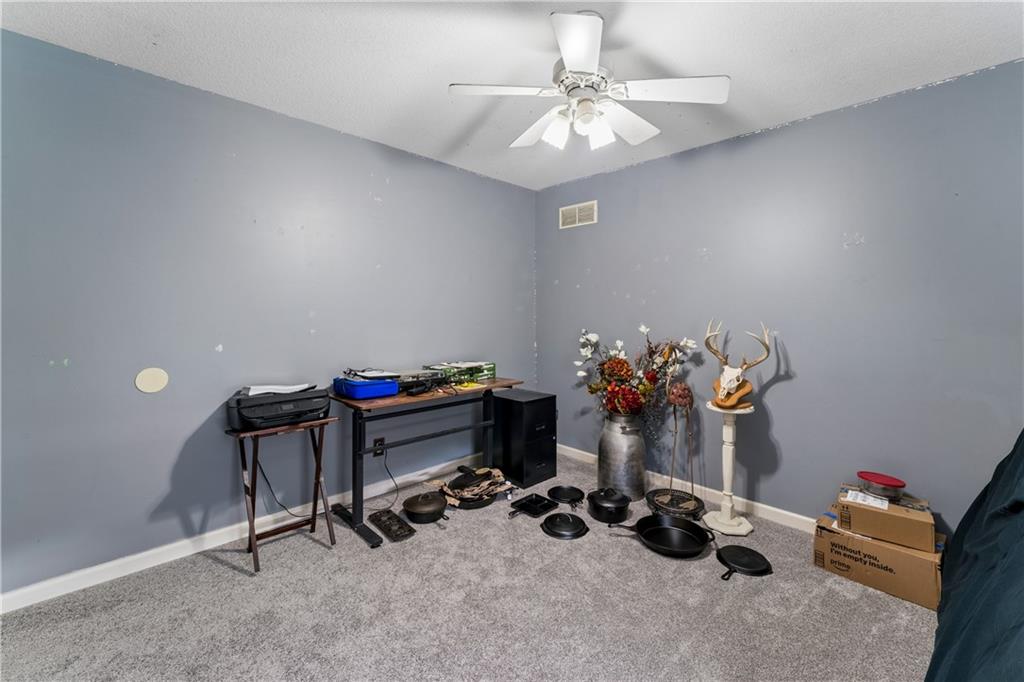 1611 Southwest Deer Run Road Oak Grove, MO 64075 - Photo 31 of 75