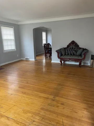 $1,410 | 17512 Wisconsin Street, Detroit, MI 48221