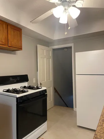 $1,410 | 17512 Wisconsin Street, Detroit, MI 48221