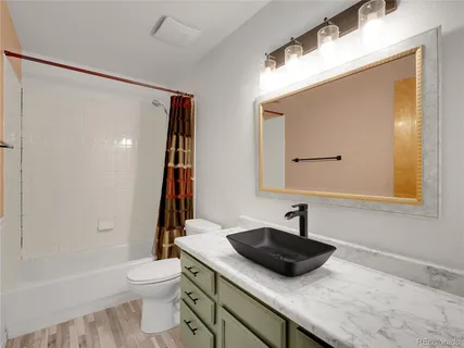 a view of a storage & utility room with washer and dryer