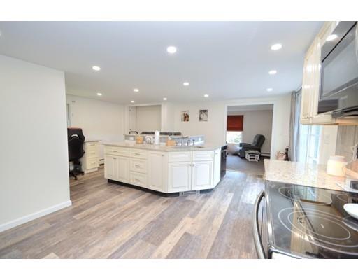 39 Roosevelt Road Wilmington, MA 01887 - Photo 3 of 40 Gallery Image 3