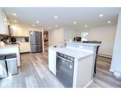 39 Roosevelt Road Wilmington, MA 01887 - Photo 6 of 40 Gallery Image 6