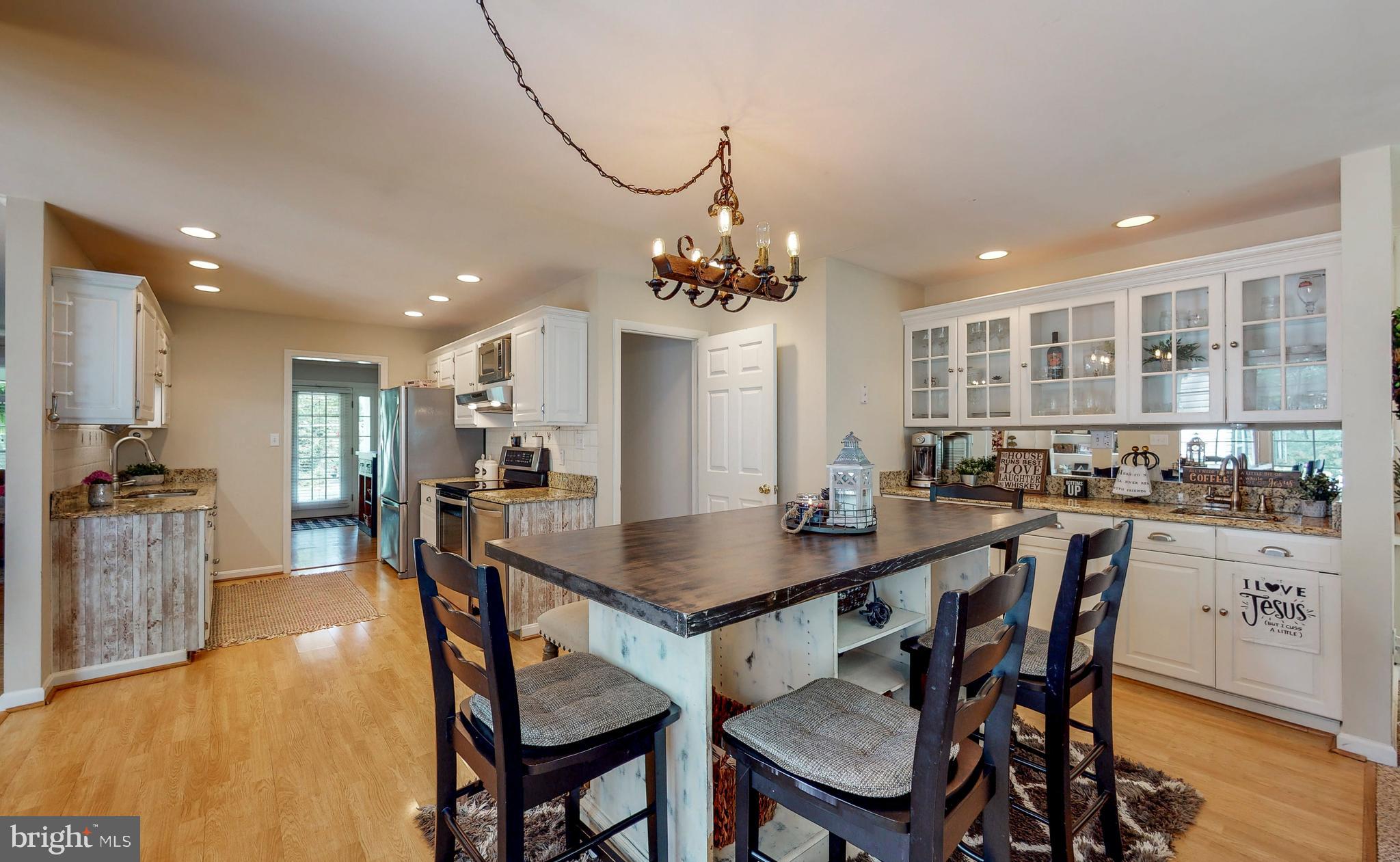 1801 Miller Road Cockeysville, MD 21030 - Photo 14 of 40 Eat in Kitchen