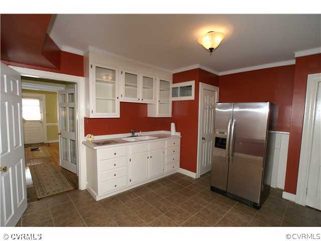 804 Spring Street Richmond, VA 23220 - Photo 5 of 13 Kitchen