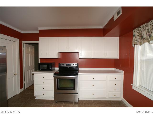 804 Spring Street Richmond, VA 23220 - Photo 6 of 13 Kitchen