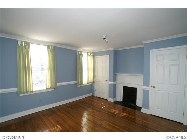 804 Spring Street Richmond, VA 23220 - Photo 9 of 13 Master Bedroom - Has two closets