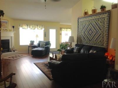 404 Turnberry Road Cantonment, FL 32533 - Photo 3 of 24 Gallery Image 3