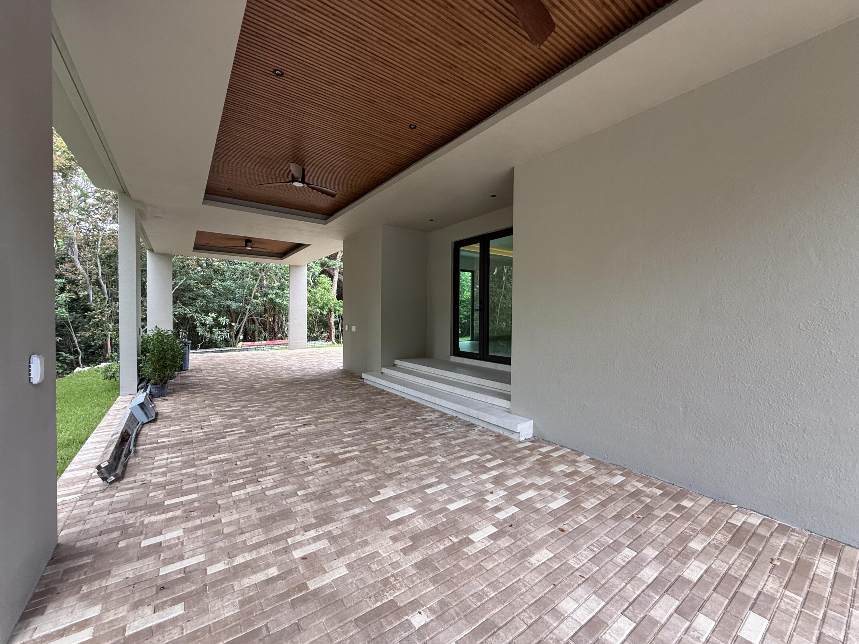 109 Point Pleasant Drive Key Largo, FL 33037 - Photo 4 of 58 COVERED CARPORT