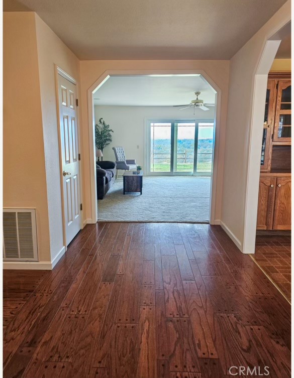 19035 Bonita Road Red Bluff, CA 96080 - Photo 5 of 47