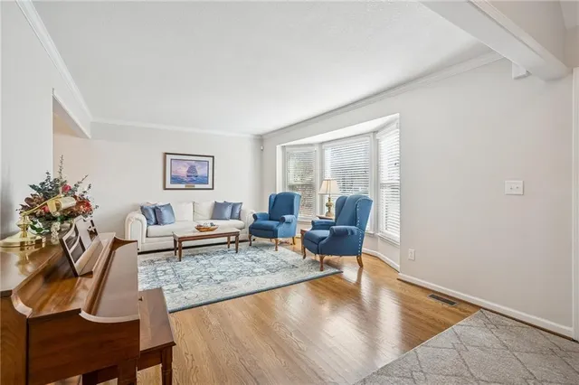 $425,000 | 15918 West 136th Terrace, Olathe, KS 66062