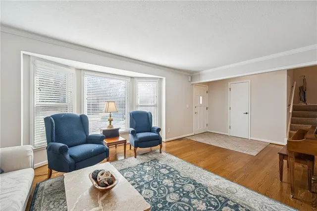 $425,000 | 15918 West 136th Terrace, Olathe, KS 66062