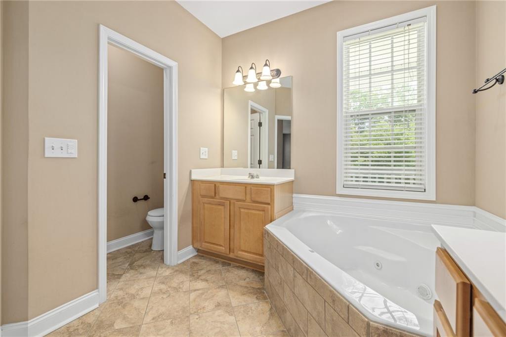 7913 Pea Ridge Road Lula, GA 30554 - Photo 20 of 68