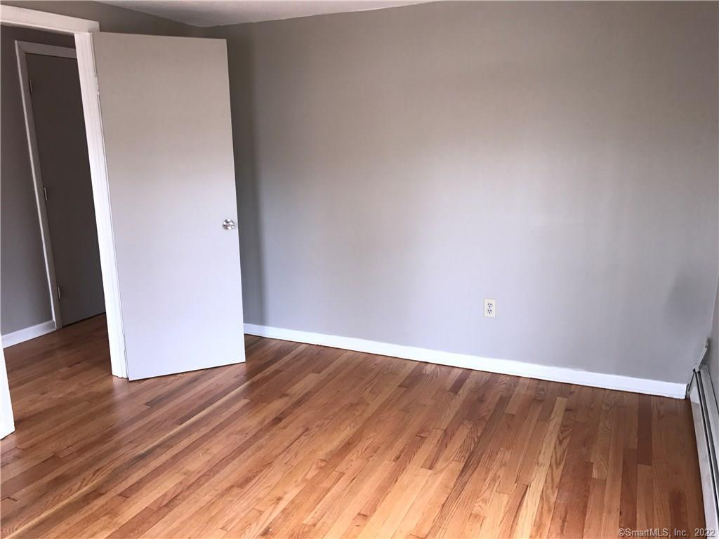 642 Mixville Road, Unit 2 Cheshire, CT 06410 - Photo 11 of 16