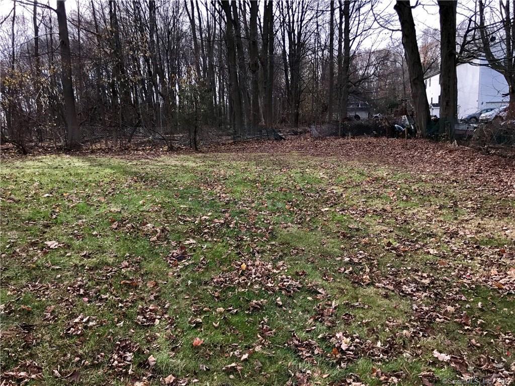 642 Mixville Road, Unit 2 Cheshire, CT 06410 - Photo 15 of 16