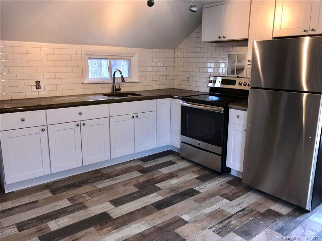 642 Mixville Road, Unit 2 Cheshire, CT 06410 - Photo 6 of 16