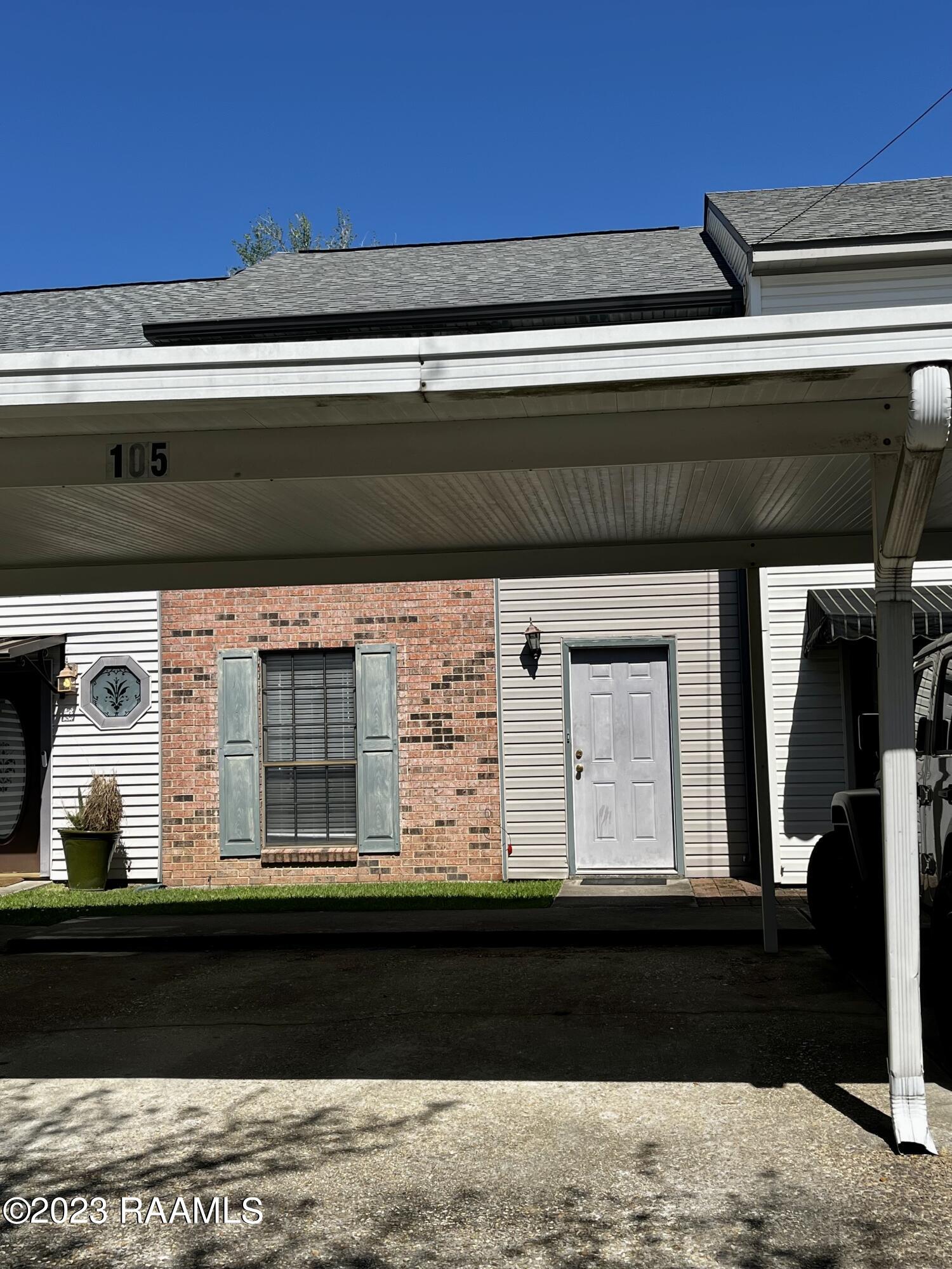 105 Steiner Road Lafayette, LA 70508 - Photo 1 of 6 IMG_6309 copy
